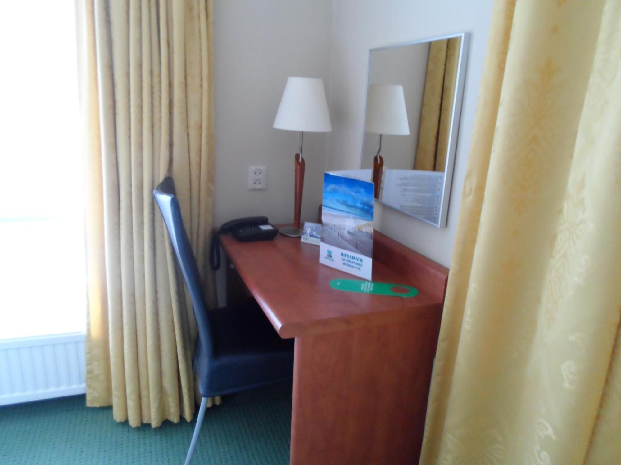Hotel Noordzee Katwijk aan Zee Rum bild